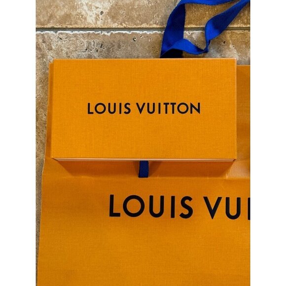 Louis Vuitton‎ Box And Bag Set Of 3 Wallet And Jewelry Box And Large Bag - Picture 2 of 7